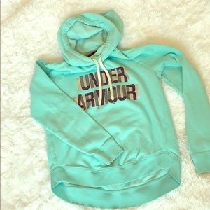 3 for 30, Under armour sweatshirt